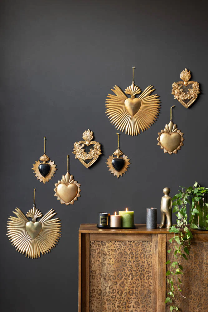 Beautiful Black Heart Star Hanging Ornament - Image 8